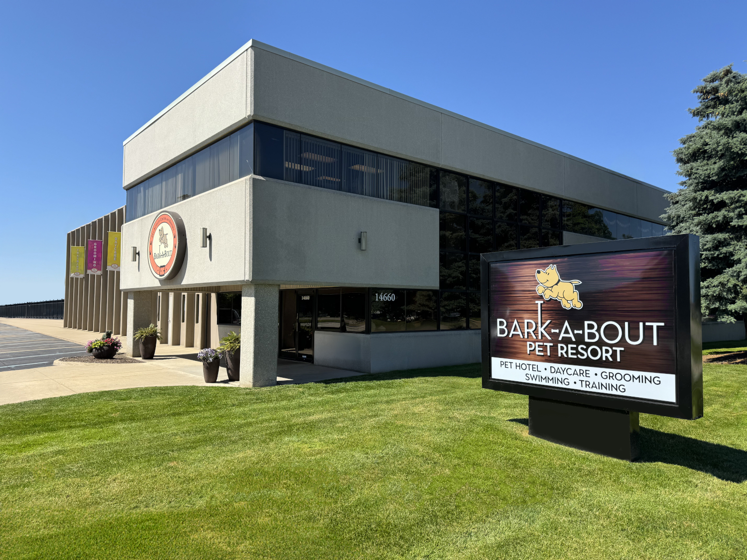 Bark-A-Bout Pet Activity Center & Resort — photo