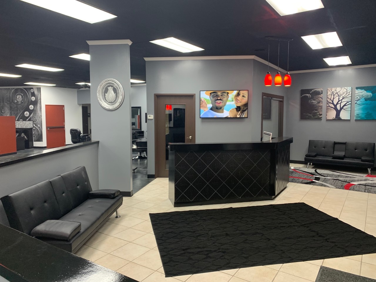 Gucce Alucce Barber Shop in Shelby Township