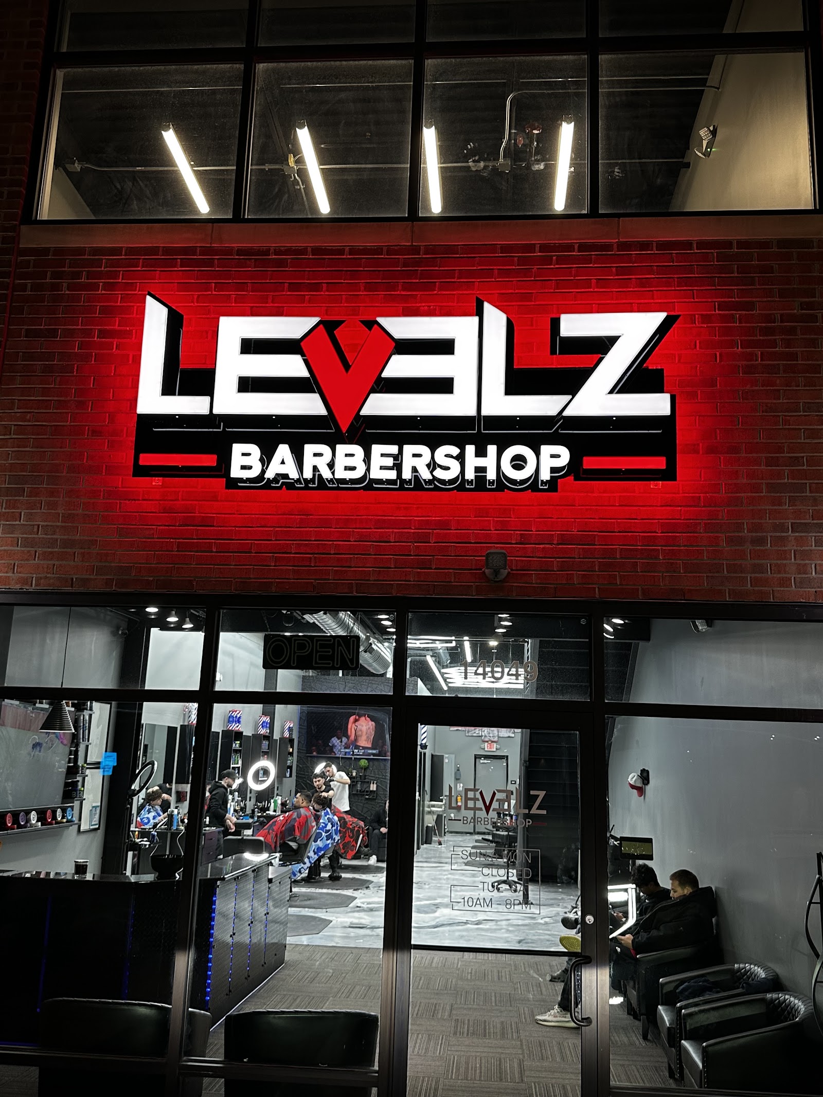 Levelz Barbershop — photo