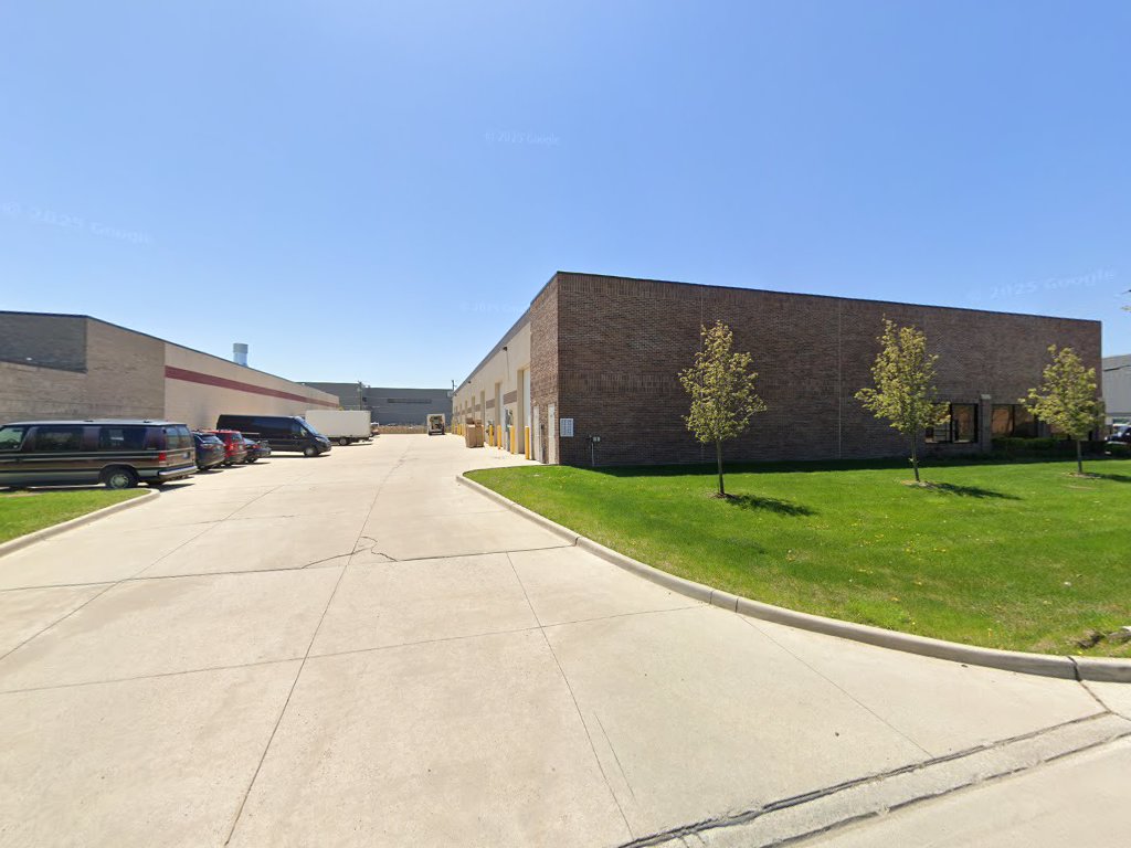 Lifestyle Outfitters in Shelby Township