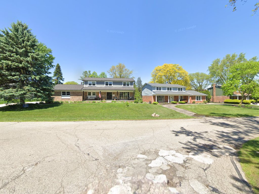 New-2-U of Michigan in Shelby Township